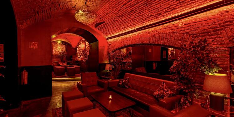 Mint Bar, bar