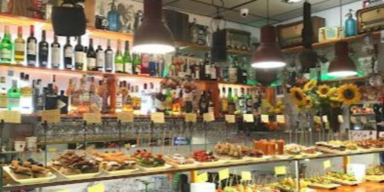Calle Blai, bar