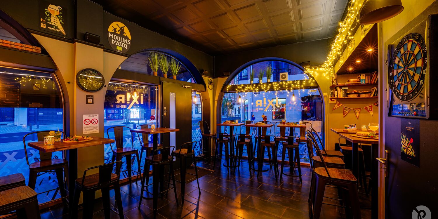 IXIR, bar