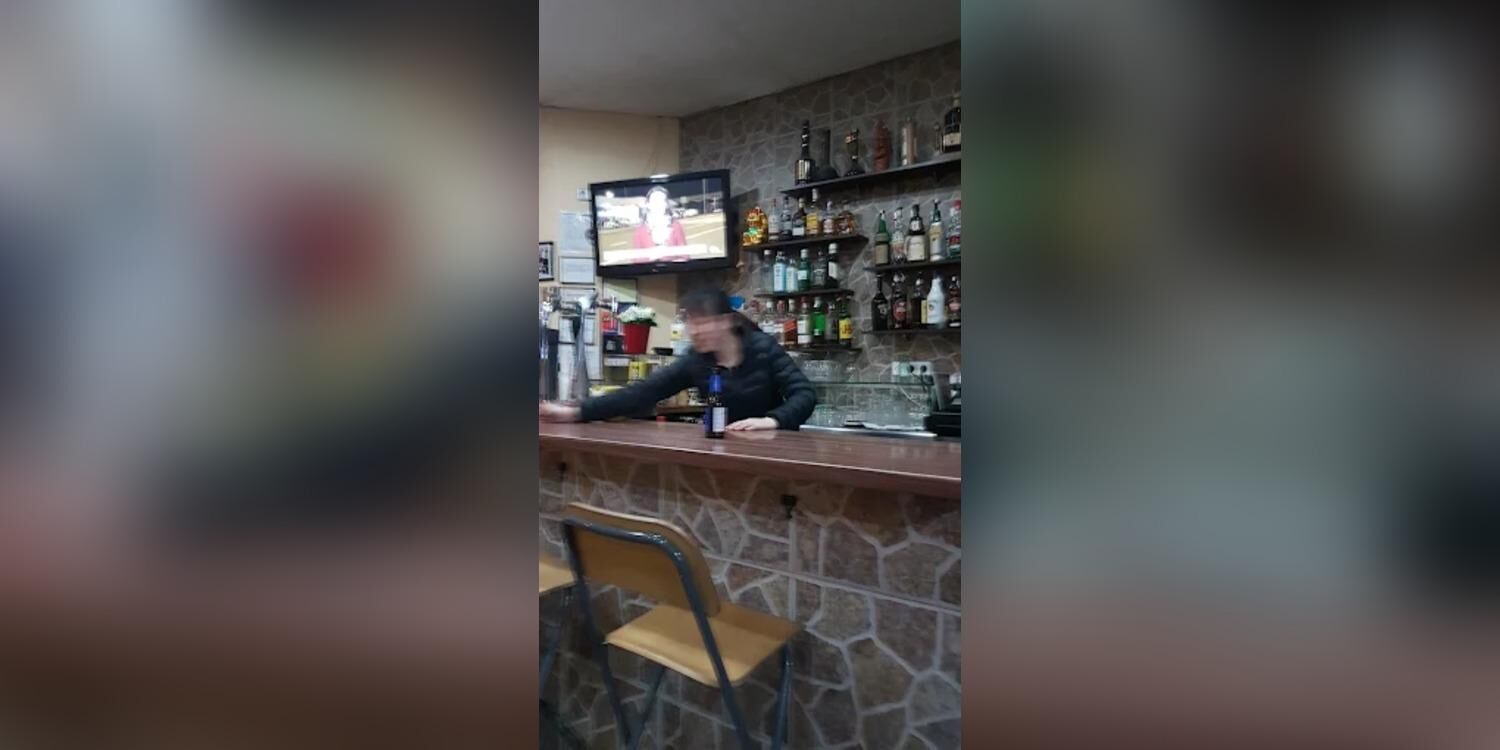 Bar Easo, bar
