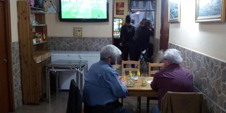 Bar Easo, bar