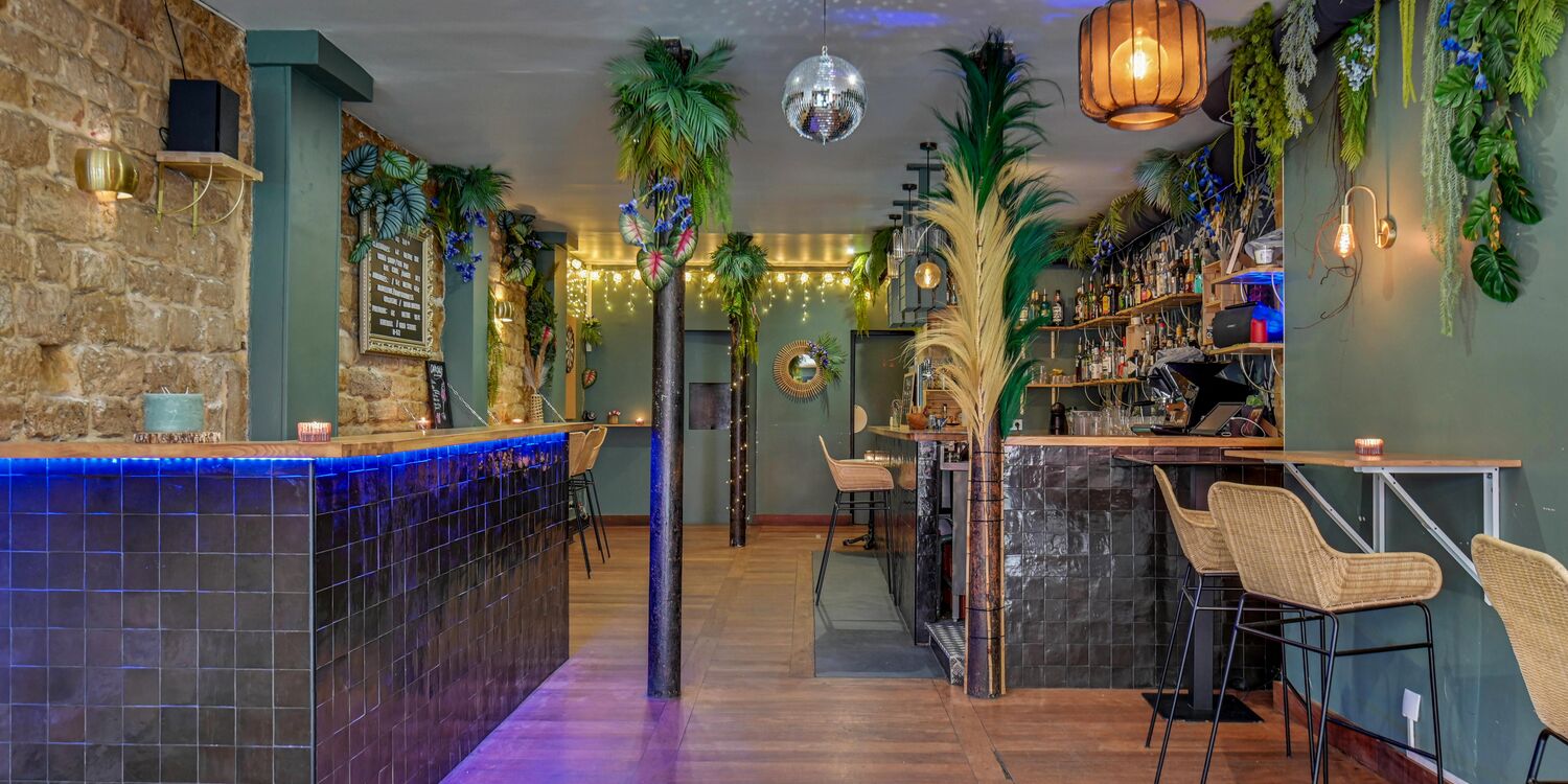 219StMaur, bar
