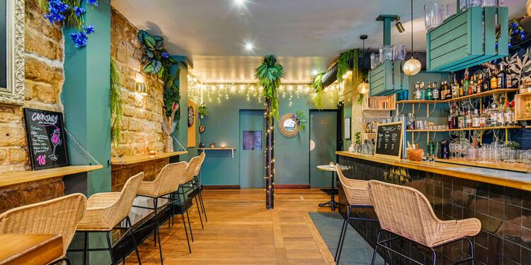 219StMaur, bar