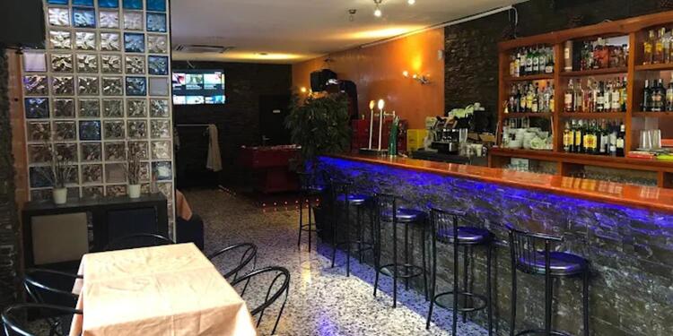 Fuera De Cobertura, bar