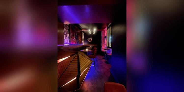 FLO Cocktail, Beer, Spirits & Music, bar