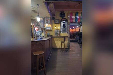 Finn Kelly's Irish Pub, Bar Annecy  #0