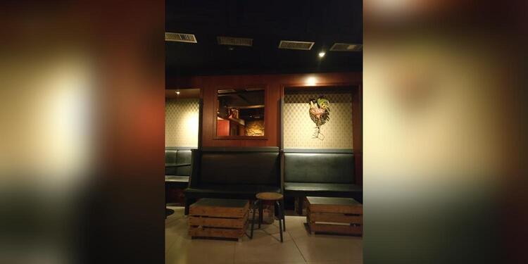 La Queue Du Coq, bar