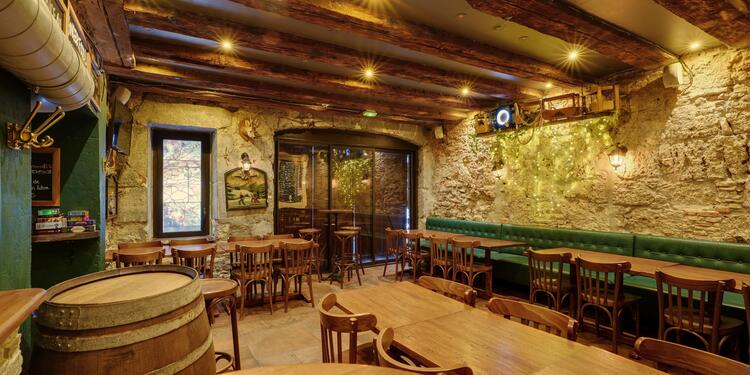 L'Arrosoir, bar