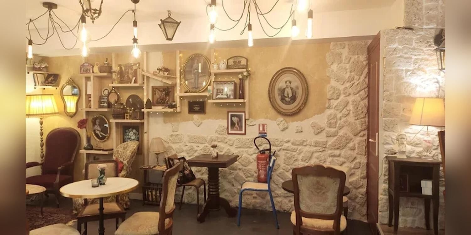 Les Docks Café, bar