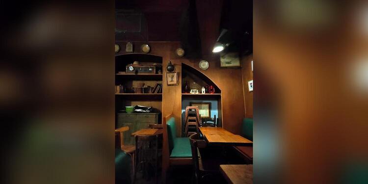 La Boîte à Sardines, bar