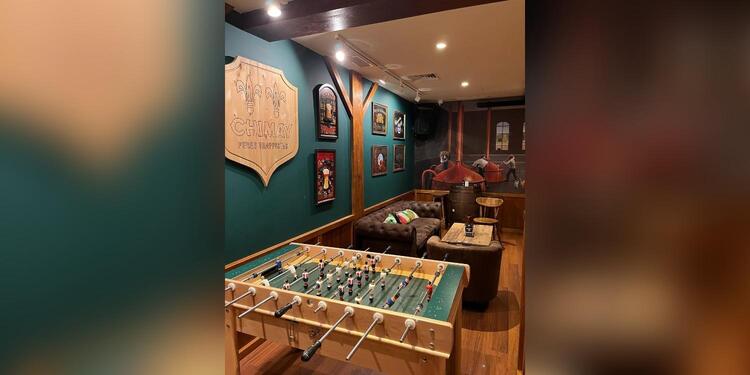 Cuatro Gatos Cerveceria, bar