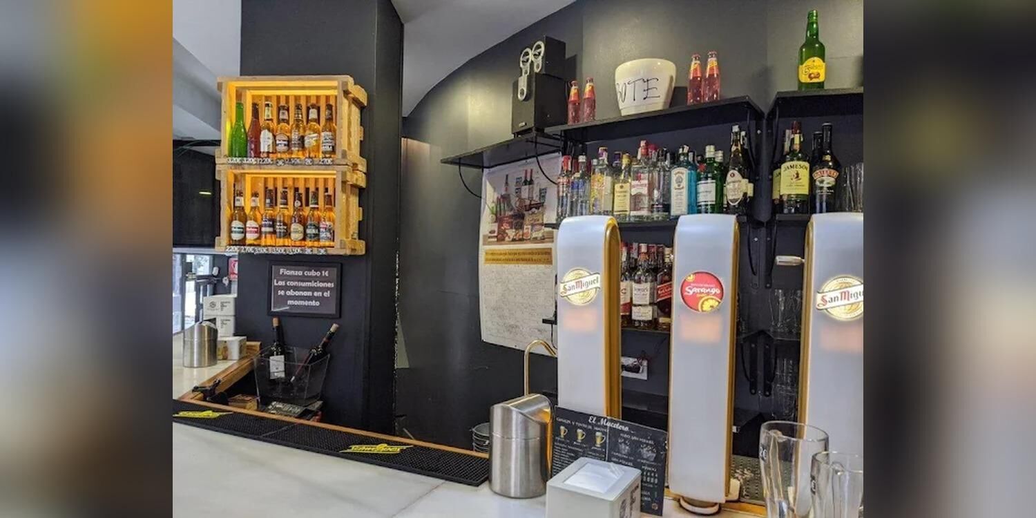 El Macetero, bar