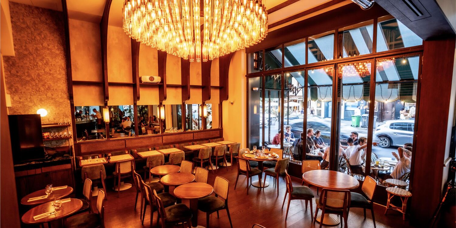 Les Causeurs, bar