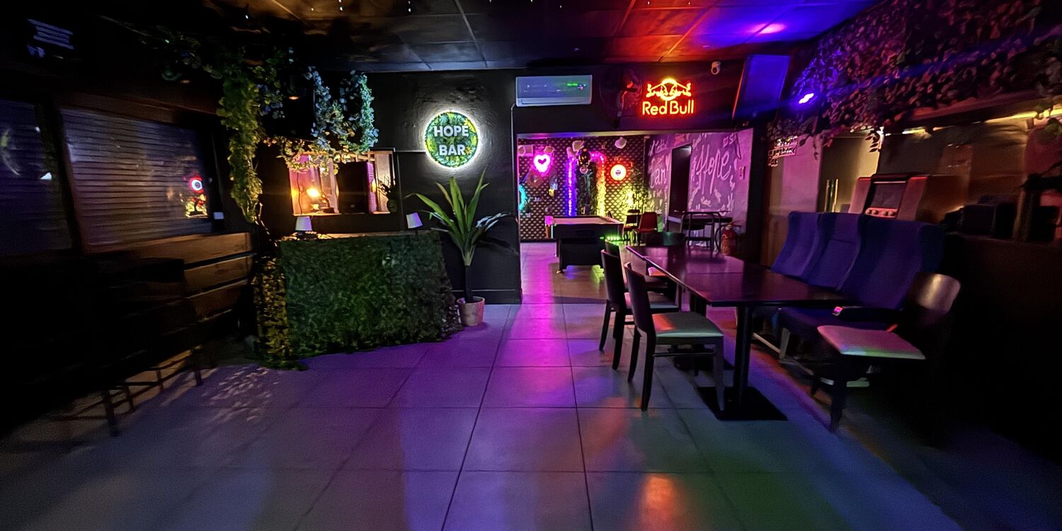 Hope Bar, bar