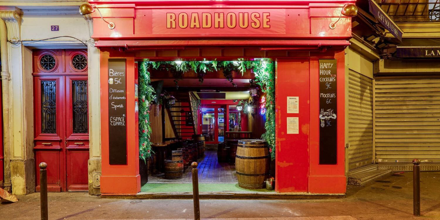 RoadHouse Bar, bar