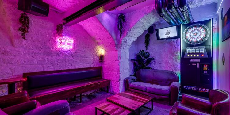 RoadHouse Bar, bar