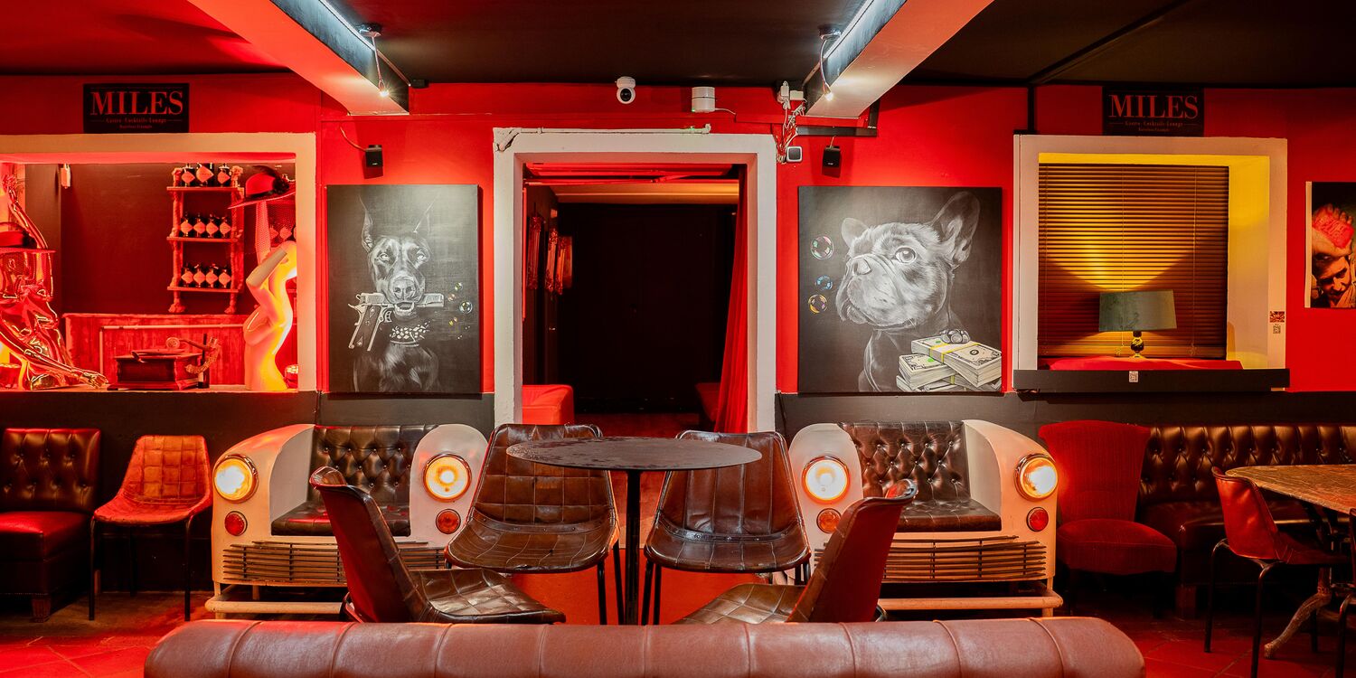 Miles Cocktail Lounge, bar