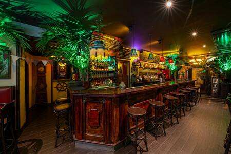 La Maison close, Bar Bordeaux Capucins - Victoire #0