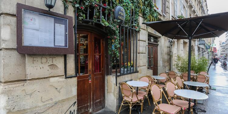 Au Port du Salut, restaurant