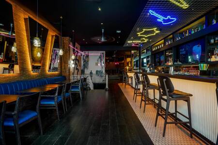 Shinko Vibe, Bar Paris Chaussée-d'Antin #0
