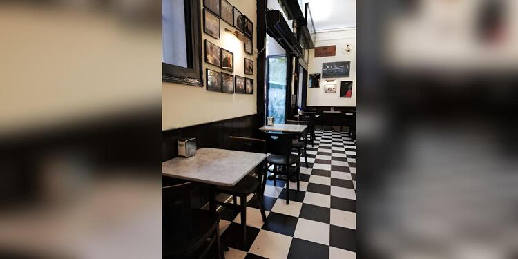 Marcel Santaló, bar