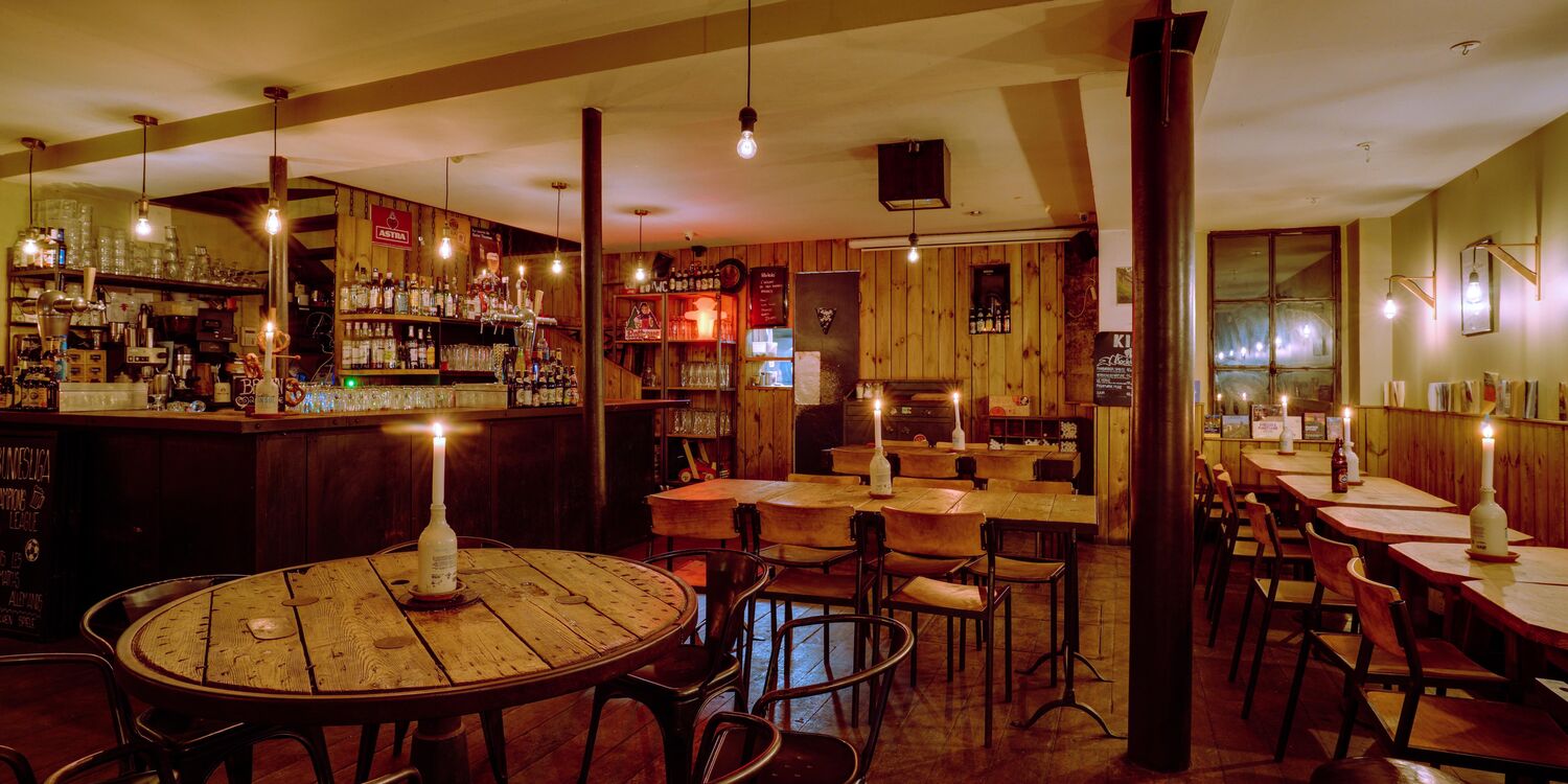 Kiez Kanal, bar