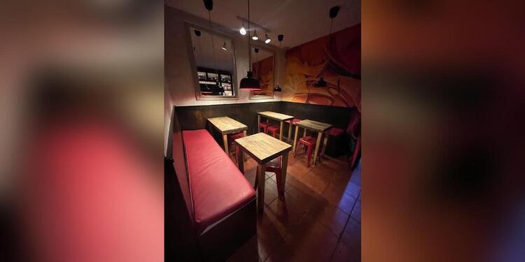 Chill Bar, bar