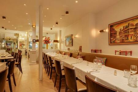 Mayfair Garden, Restaurant Paris Chaillot #0