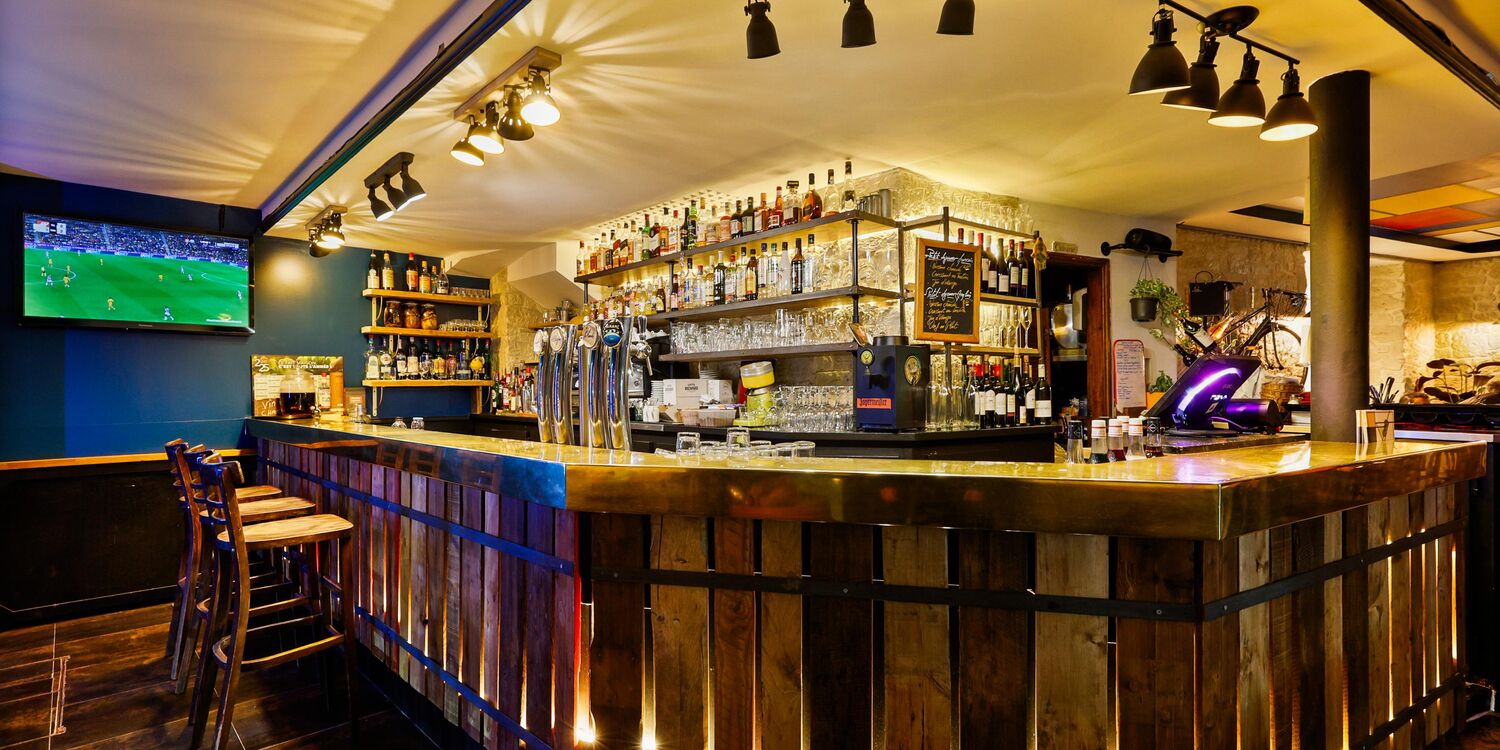 Le Dis Vin Gaulois, bar