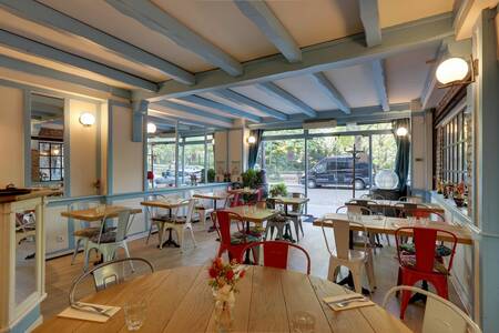 The Bench Café - Restaurant, Restaurant Paris Croulebarbe #0