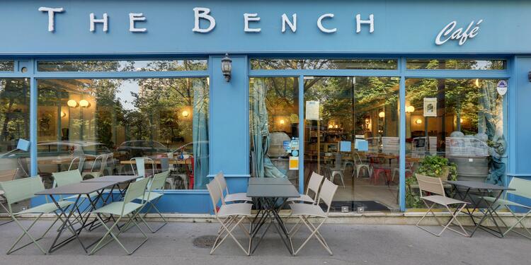The Bench Café - Restaurant, restaurant