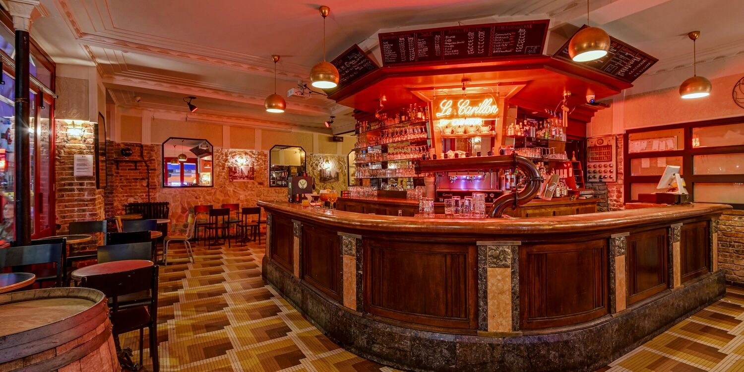 Le Carillon, bar