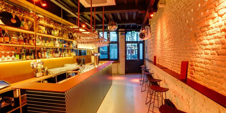 Maloot-HiFi-Bar, bar