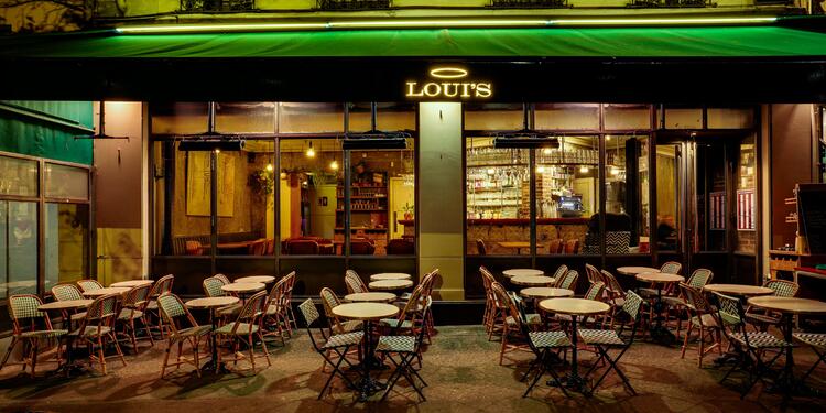 Loui's Corner, bar