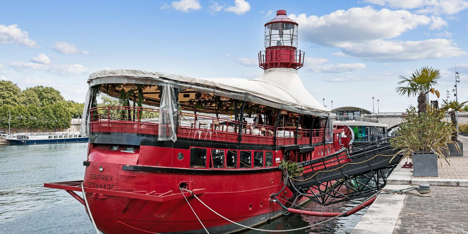 LE BATEAU PHARE - Le Carré, bar