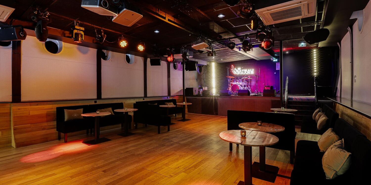 LE BATEAU PHARE (Privatisation), rental_room