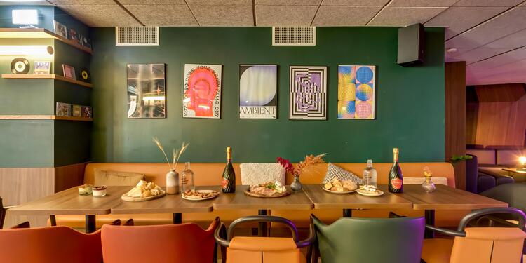 JOST Bordeaux (Lieu Chéri), bar