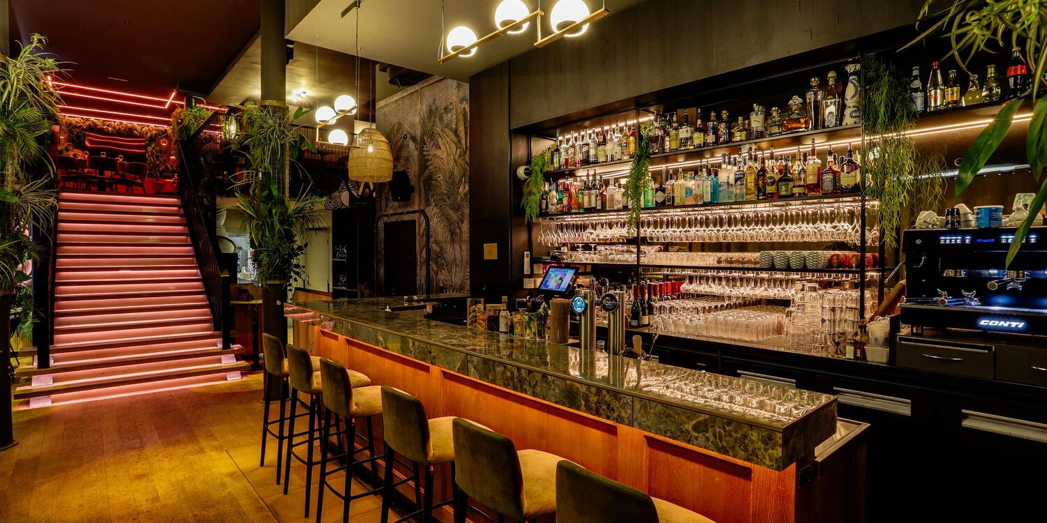 Kaïa restaurant, bar