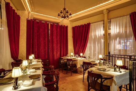 WASL 1880, Restaurant Paris Europe #0