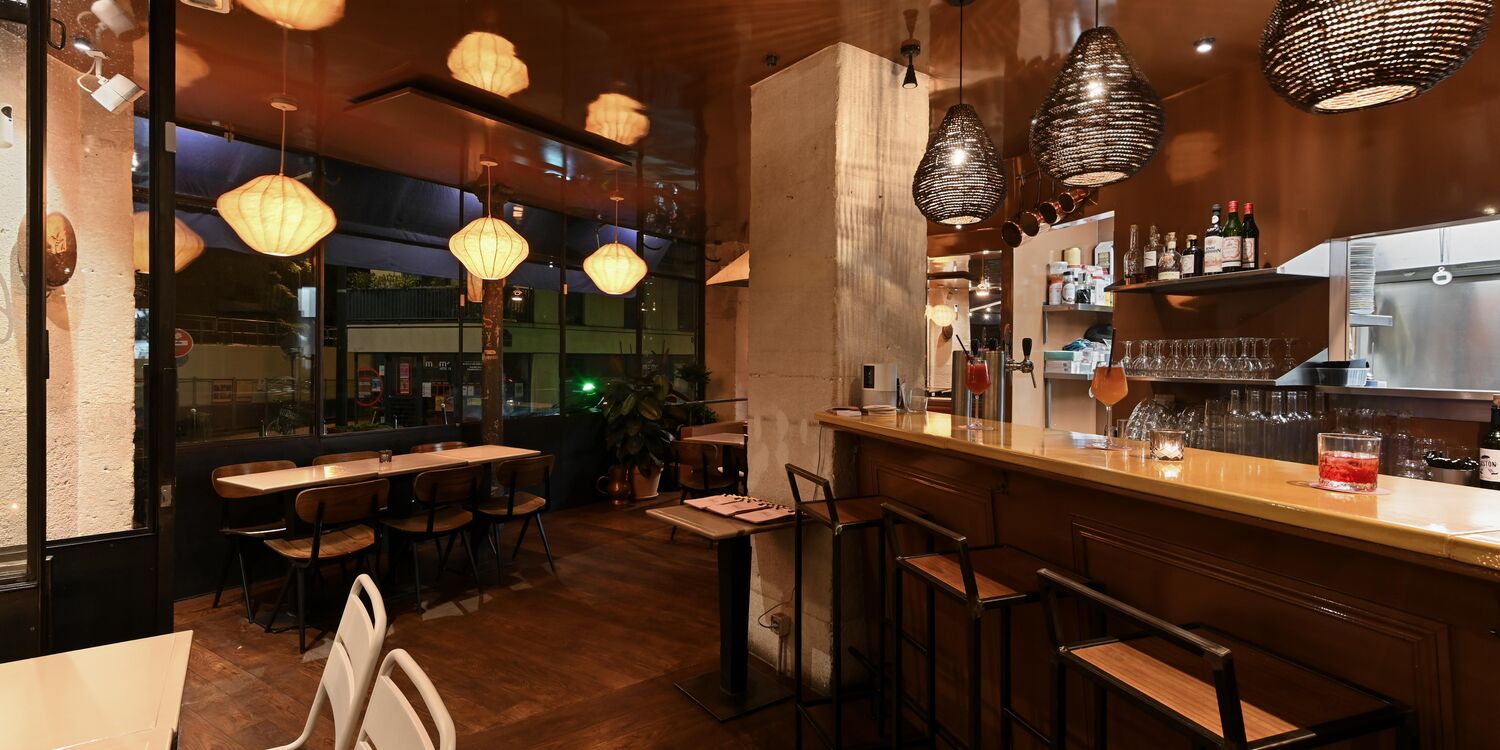 Bruts Montmartre, bar