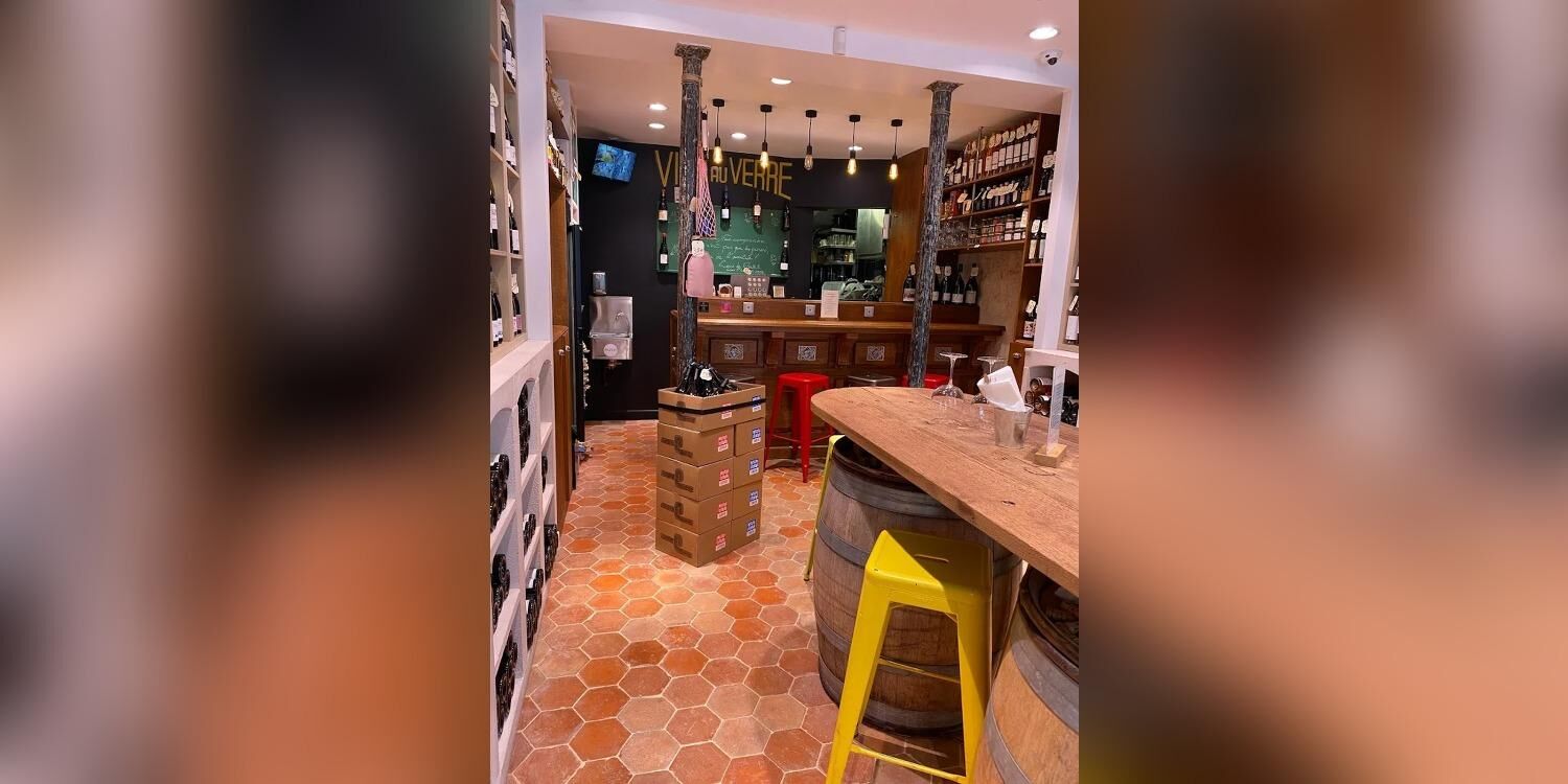 Cave Clos fleurus, bar