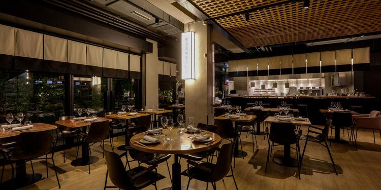 L'IZAKAYA DASSAI par Yannick Alléno, restaurant