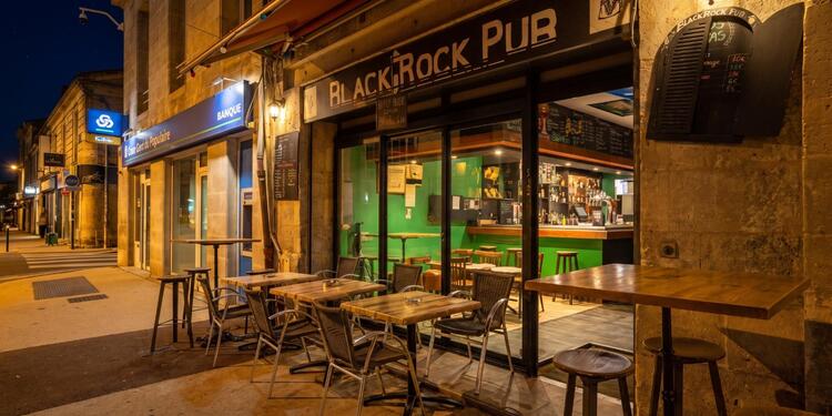 Blackrock Pub, bar