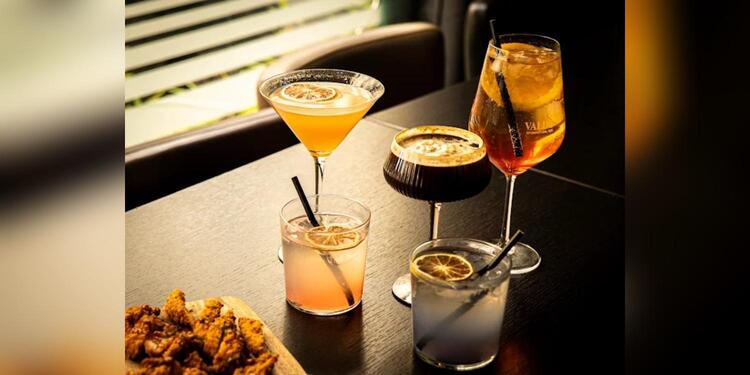 3B BAR & FOOD, restaurant