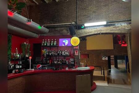 Sala Plataforma Barcelona, Bar Barcelona El Poble Sec #0