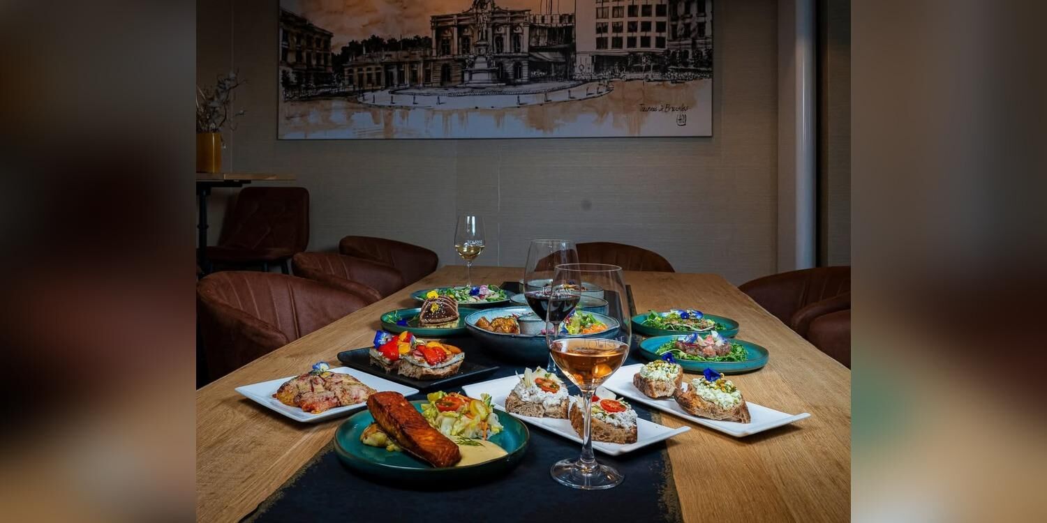 Bar & Restaurant Tourane - Place du Luxembourg, restaurant