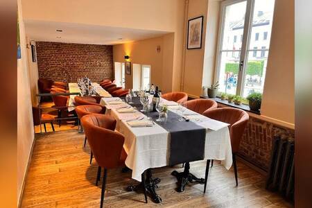 Bar & Restaurant Tourane - Place du Luxembourg, Restaurant Bruxelles Quartier européen - Place du Luxembourg #0