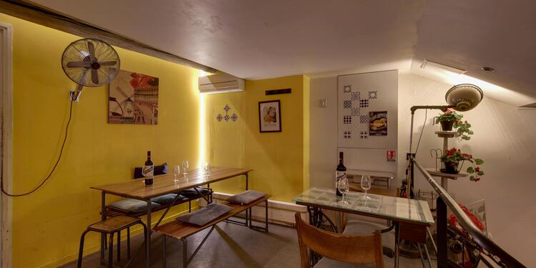 La Cave à Jambon, bar