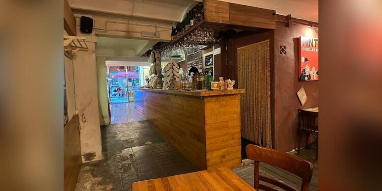 Lambicus Bar, bar