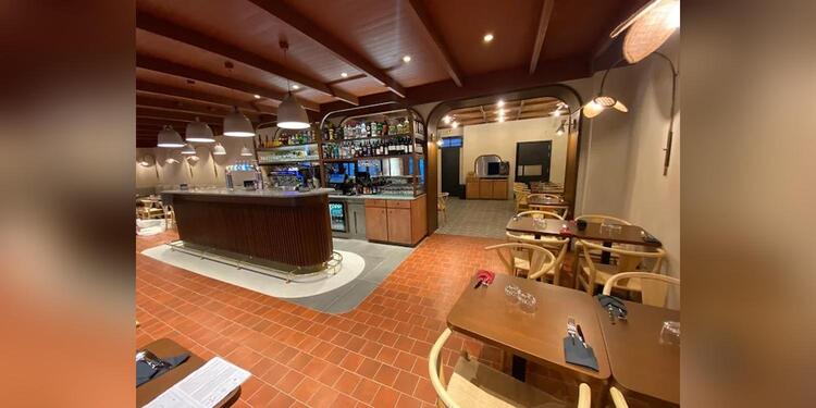 Les Curieux, restaurant